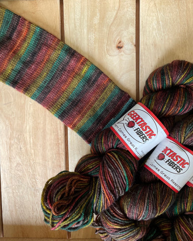 Ready to Ship - Hisoka- Self-Striping Yarn – Geektastic Fibers